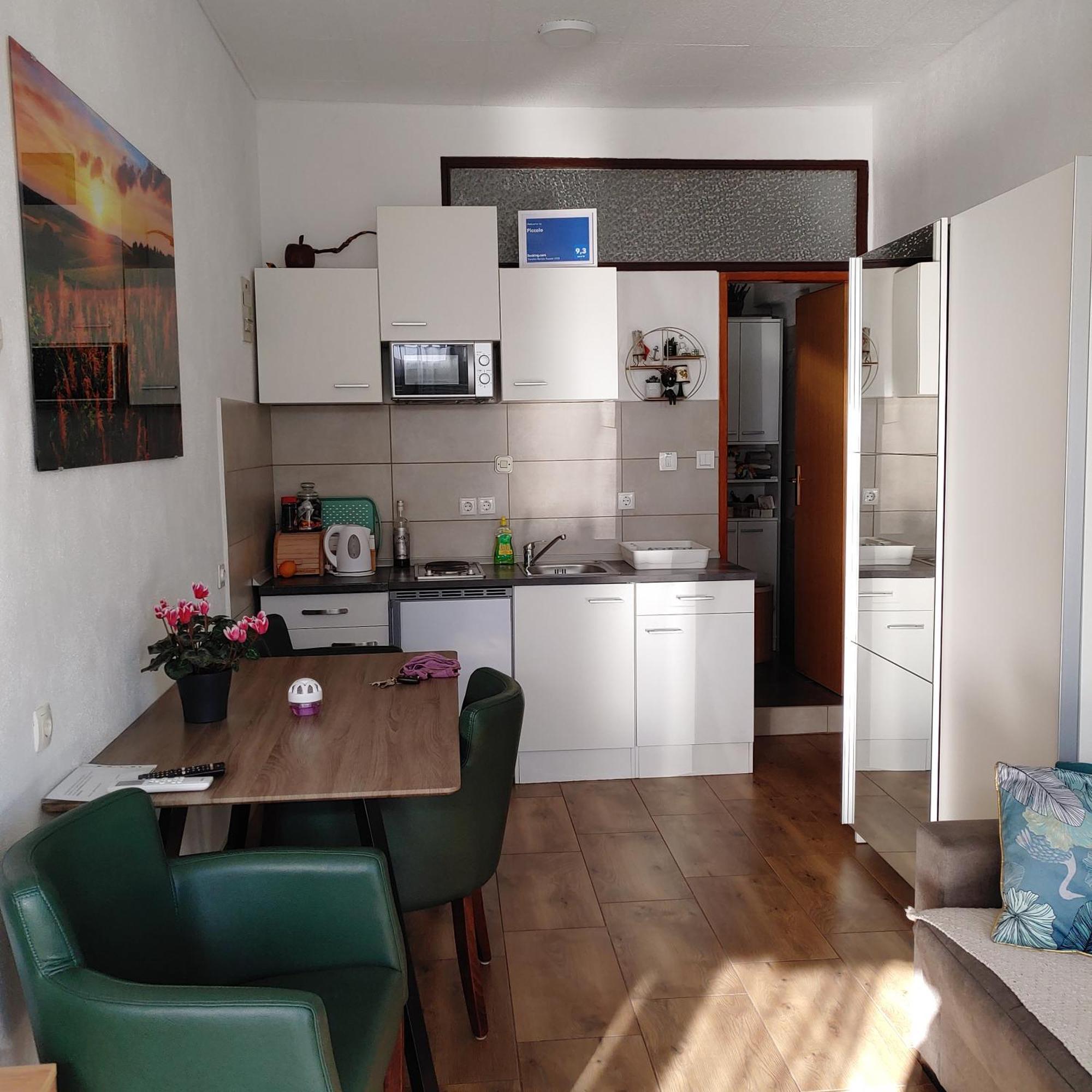 Appartamento Piccolo Knin Esterno foto